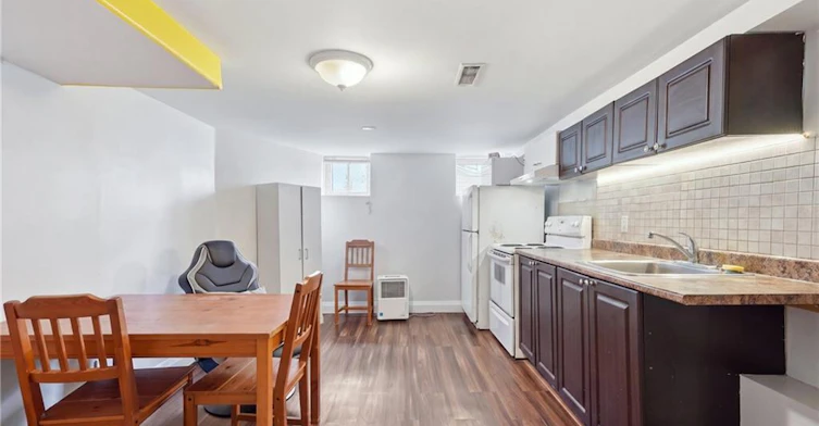 Basement-195 Victoria Street N, Kitchener, ON, N2H 5C5 - 12
