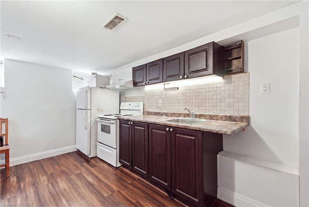 Basement-195 Victoria Street N, Kitchener, ON, N2H 5C5 - 7
