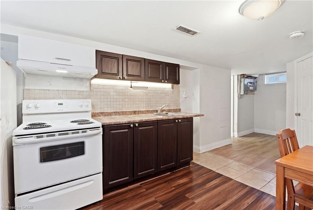 Basement-195 Victoria Street N, Kitchener, ON, N2H 5C5 - 8