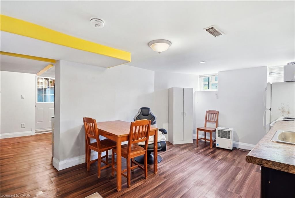 Basement-195 Victoria Street N, Kitchener, ON, N2H 5C5 - 9