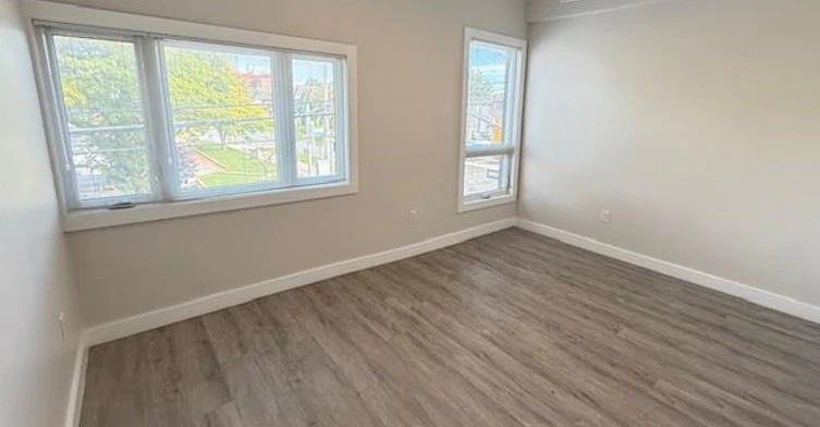 202-161 Wellington Street N, Hamilton, ON, L8R 1N4 - 8