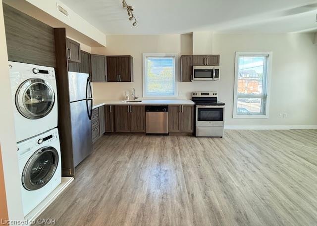 202-161 Wellington Street N, Hamilton, ON, L8R 1N4 - 3