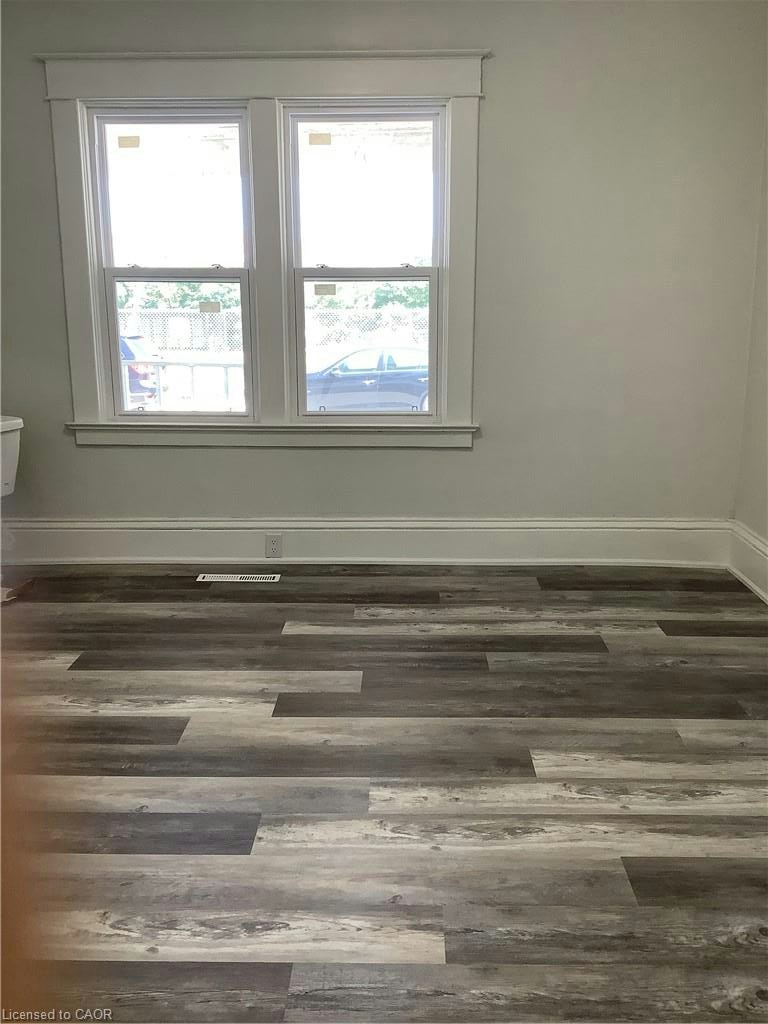 4-90 Kent Street S, Norfolk County, ON, N3Y 2X9 - 5