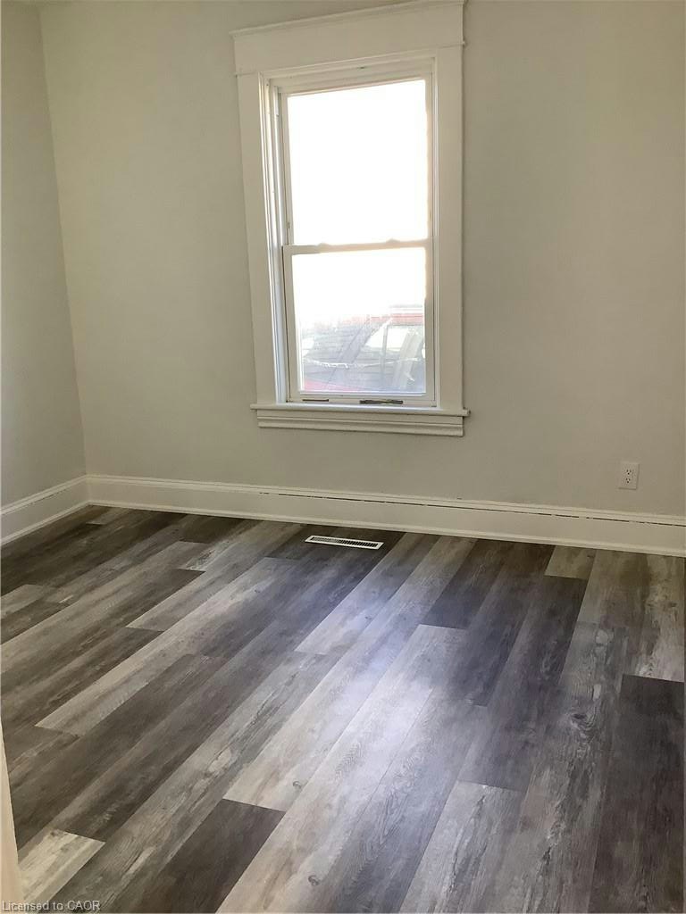 4-90 Kent Street S, Norfolk County, ON, N3Y 2X9 - 11