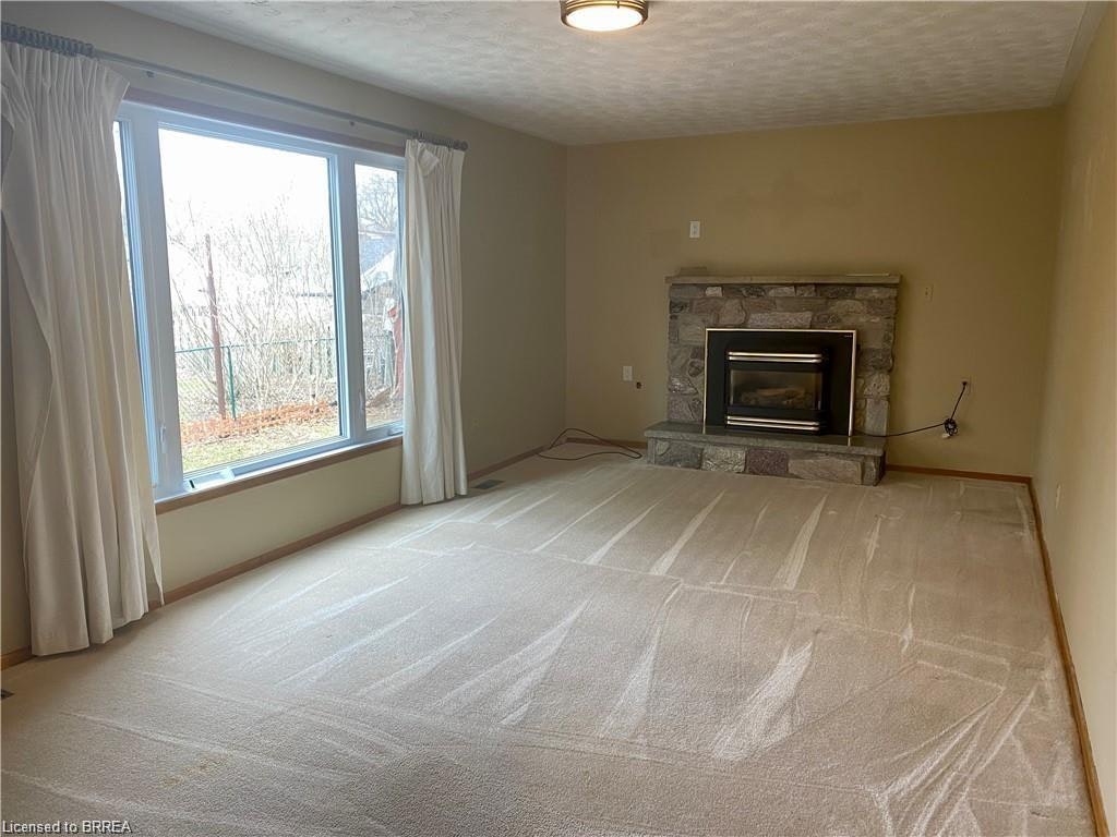 8 Sterling Street, Brantford, ON, N3T 4B1 - 14