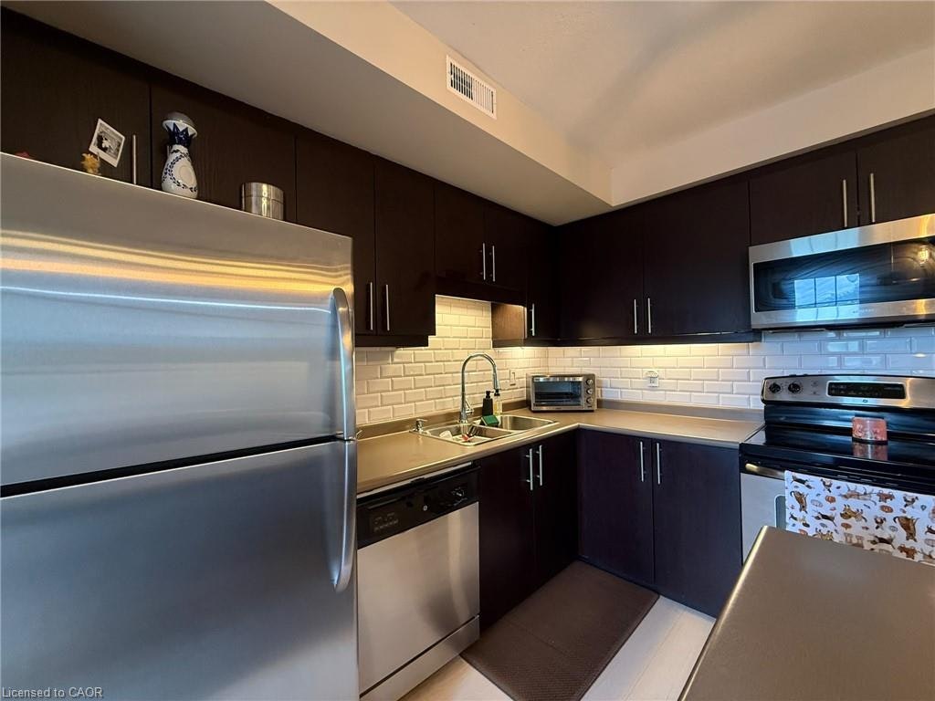 5J-255 Maitland Street, Kitchener, ON, N2R 0C8 - 3