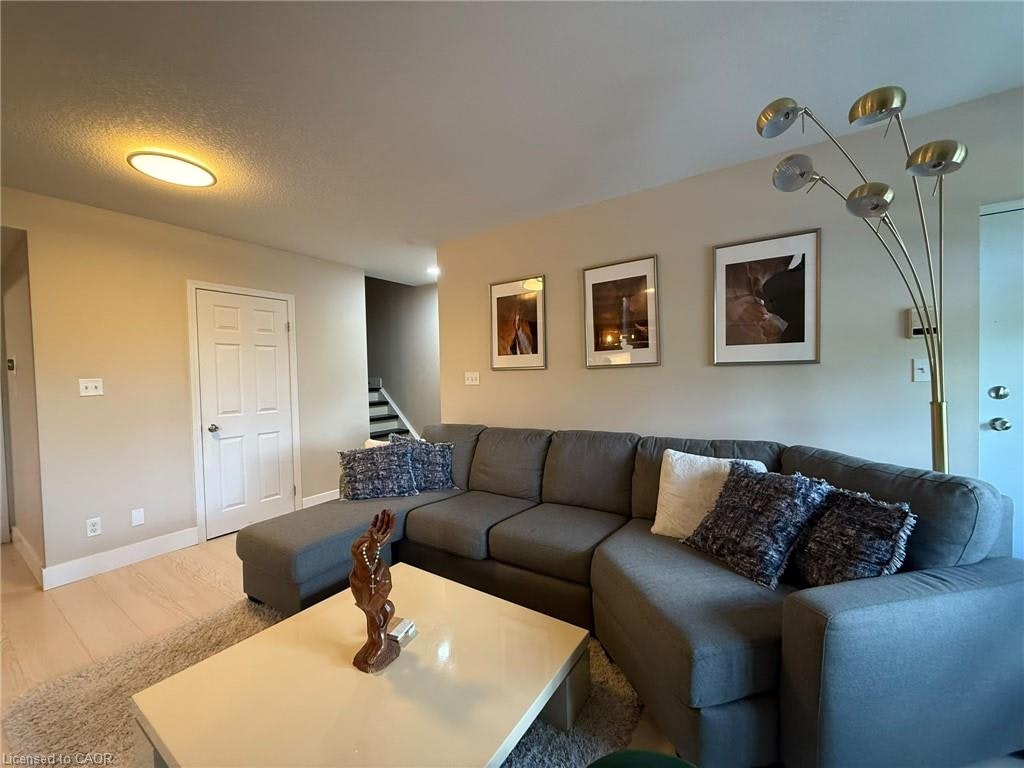 5J-255 Maitland Street, Kitchener, ON, N2R 0C8 - 5