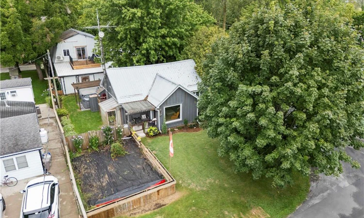 14 Howey Avenue