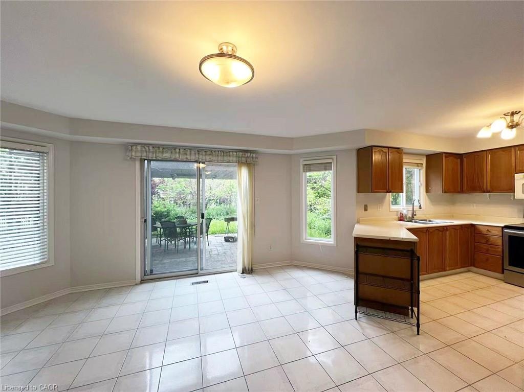 25 Thornton Trail, Hamilton, ON, L9H 6X9 - 12