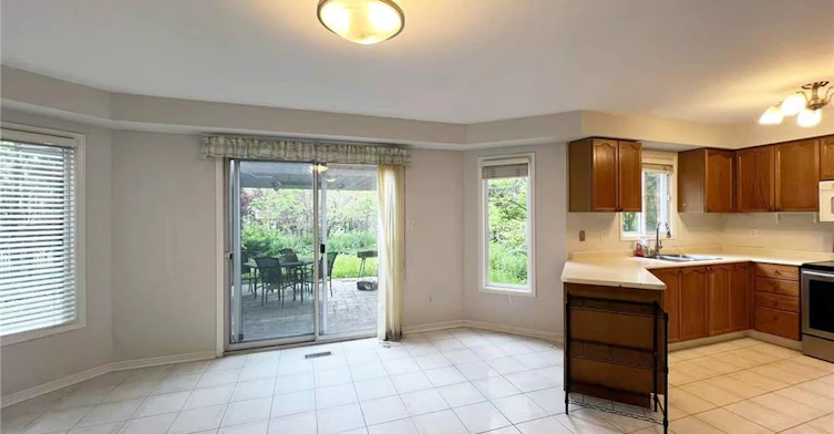 25 Thornton Trail, Hamilton, ON, L9H 6X9 - 12