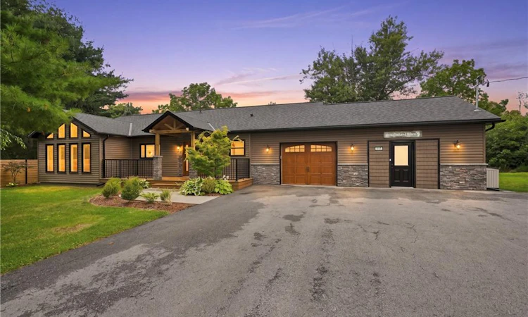 617 Chapin Parkway