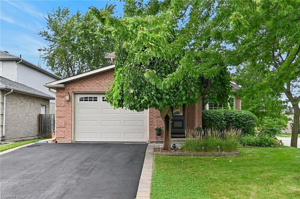 2 Novoco Drive, Hamilton, ON, L9C 7E7