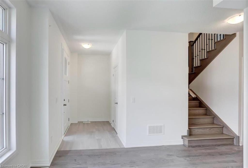 16-10 Freedom Crescent, Hamilton, ON, L0R 1W0 - 9