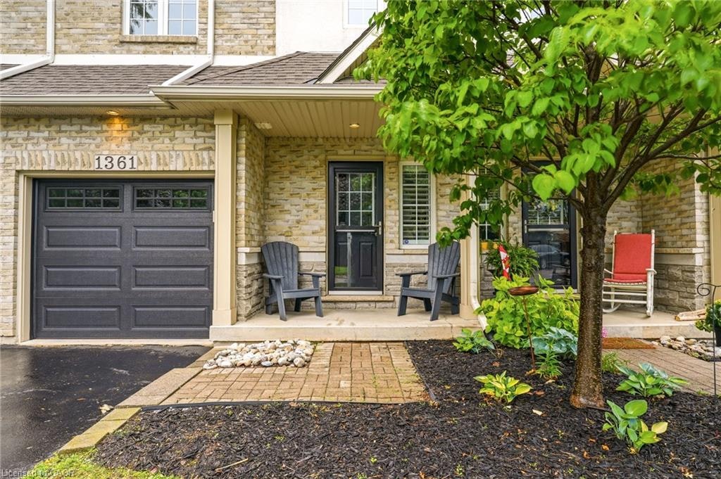 1361 Stephenson Drive, Burlington, ON, L7S 2M4