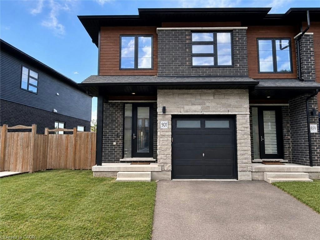 901 Robert Ferrie Drive, Kitchener, ON, N2R 0P2