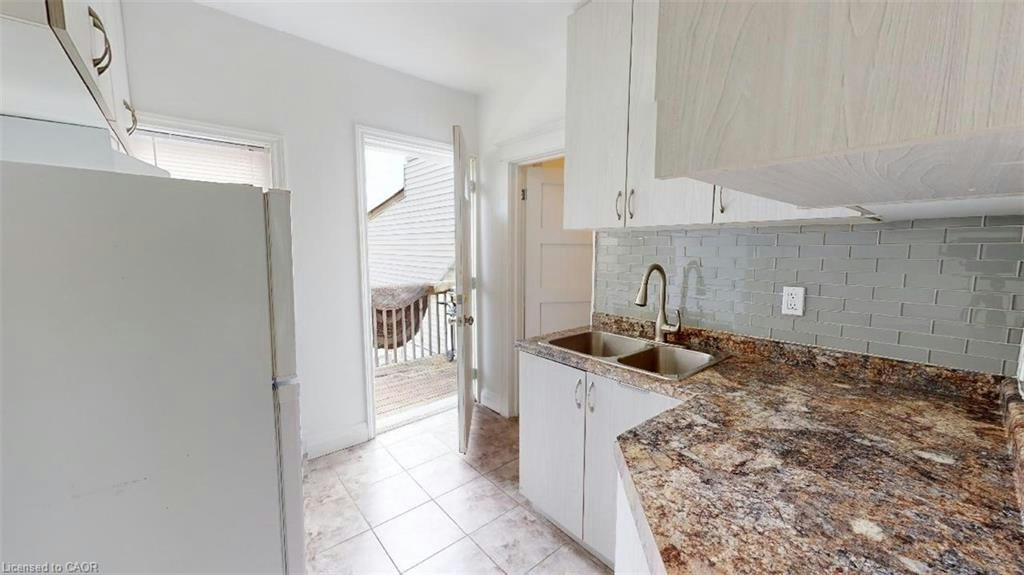 961 1/2 King Street E, Hamilton, ON, L8M 1C3 - 2