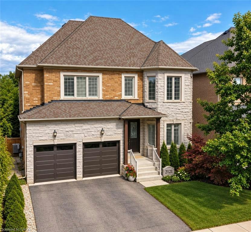 2121 Blackforest Crescent, Oakville, ON, L6M 4T6