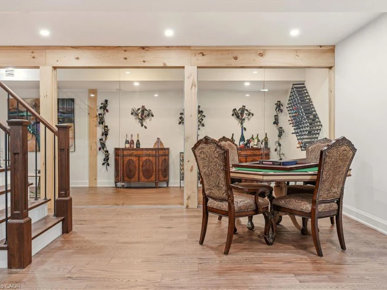 1354 No 1 Side Road, Burlington, ON, L7P 0R9 - 38