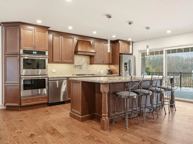 1354 No 1 Side Road, Burlington, ON, L7P 0R9 - 12