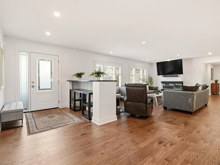 1354 No 1 Side Road, Burlington, ON, L7P 0R9 - 6