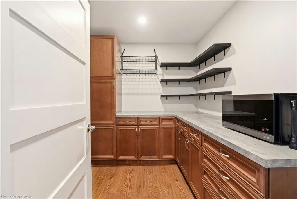 1354 No 1 Side Road, Burlington, ON, L7P 0R9 - 16