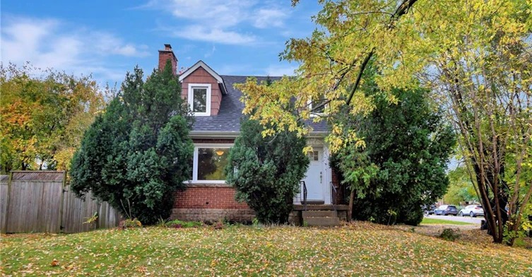 121 King Street, Hamilton, ON, L8G 1L2