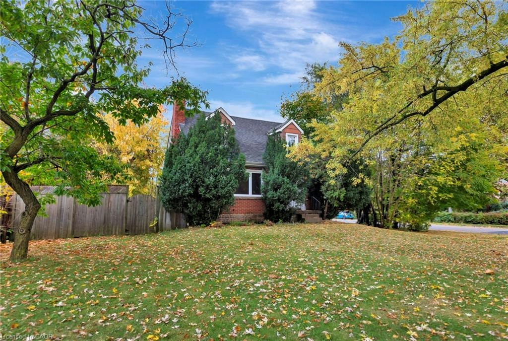 121 King Street, Hamilton, ON, L8G 1L2 - 2
