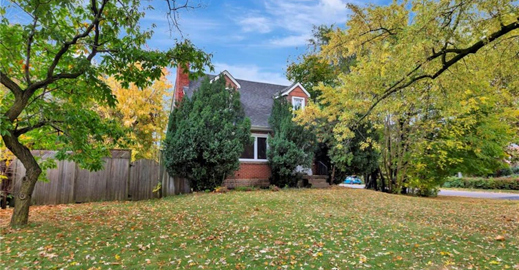 121 King Street, Hamilton, ON, L8G 1L2 - 2
