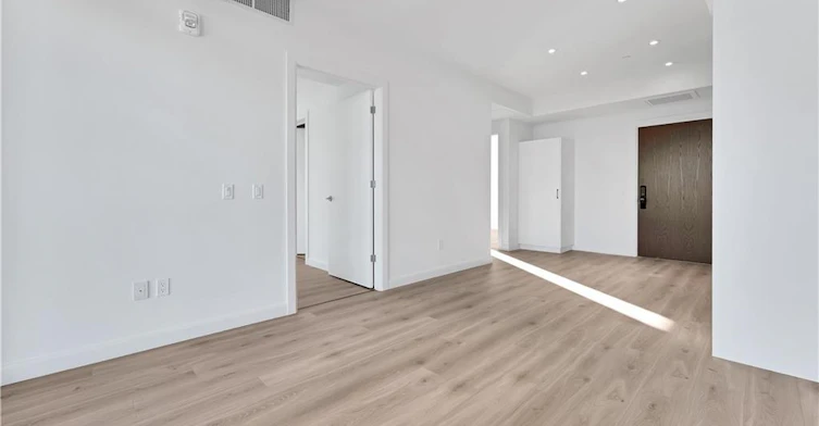 501-741 King Street W, Kitchener, ON, N2G 0E9 - 3