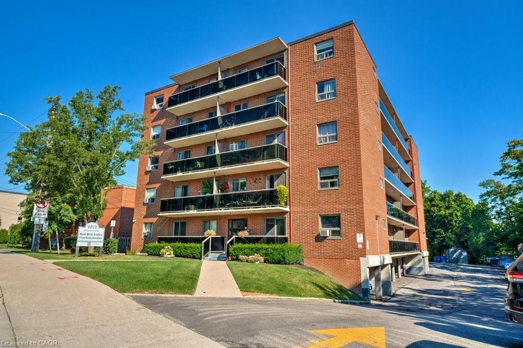17-2373 King Street E, Hamilton, ON, L8K 1X9