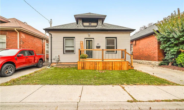 25 Alonzo Street