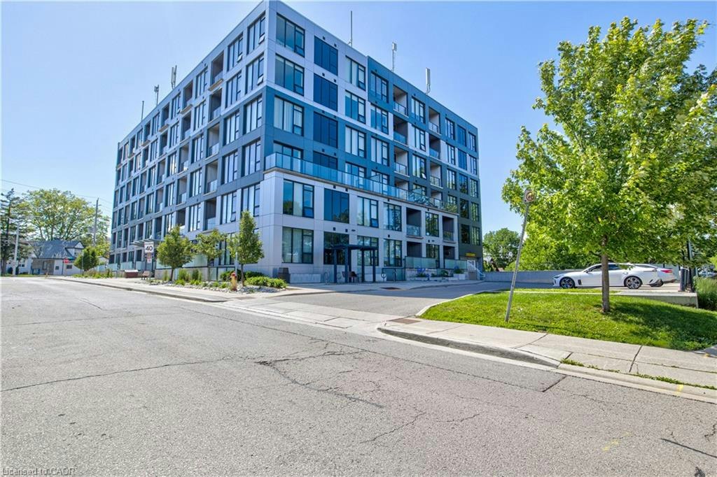 118-690 King Street W, Kitchener, ON, N2G 0B9