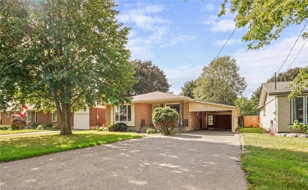 4 Waddington Street, Brantford, ON, N3R 2R1