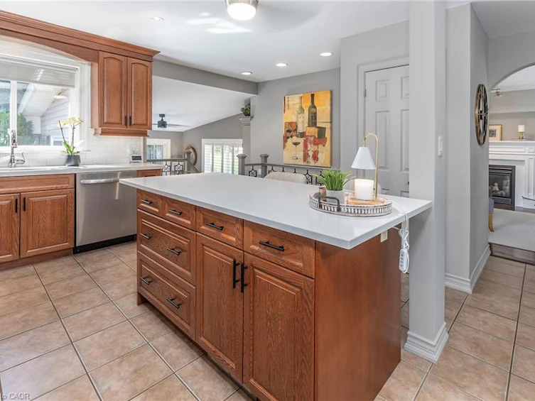 66 Garden Avenue, Hamilton, ON, L9G 2J5 - 11