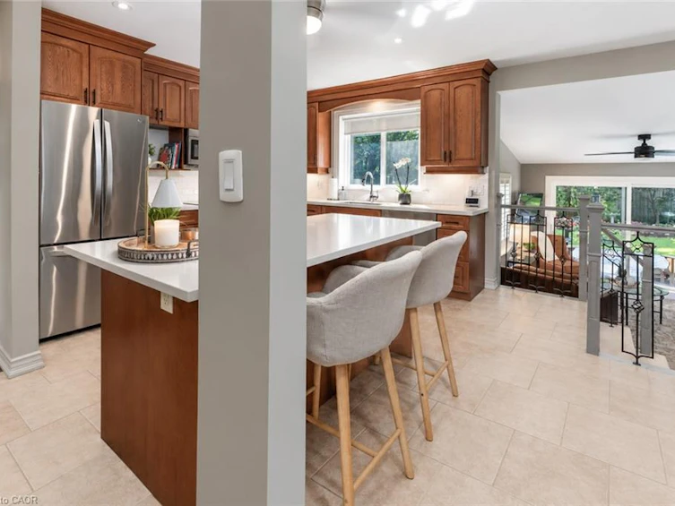 66 Garden Avenue, Hamilton, ON, L9G 2J5 - 13
