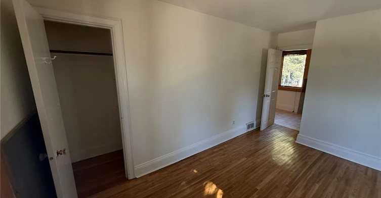 893 Lasalle Park Road, Burlington, ON, L7T 1M6 - 9