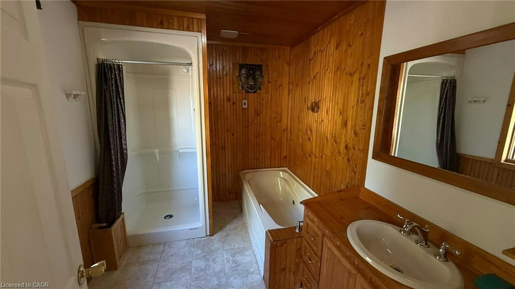 893 Lasalle Park Road, Burlington, ON, L7T 1M6 - 11
