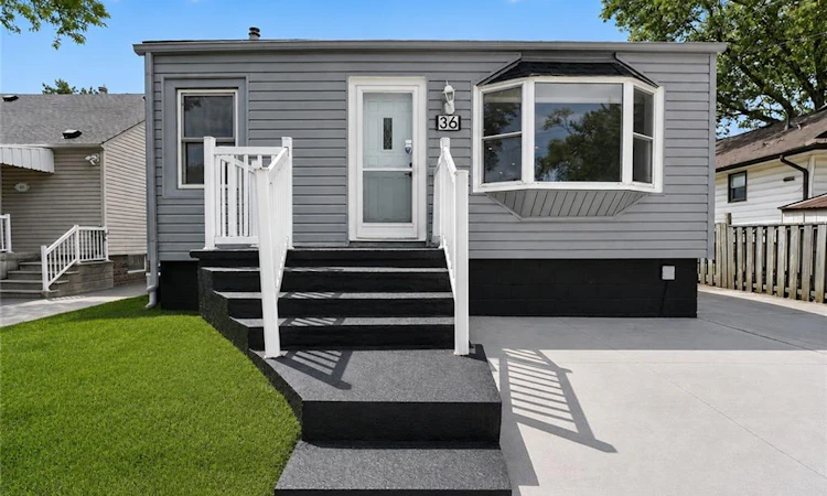 36 Mahony Avenue