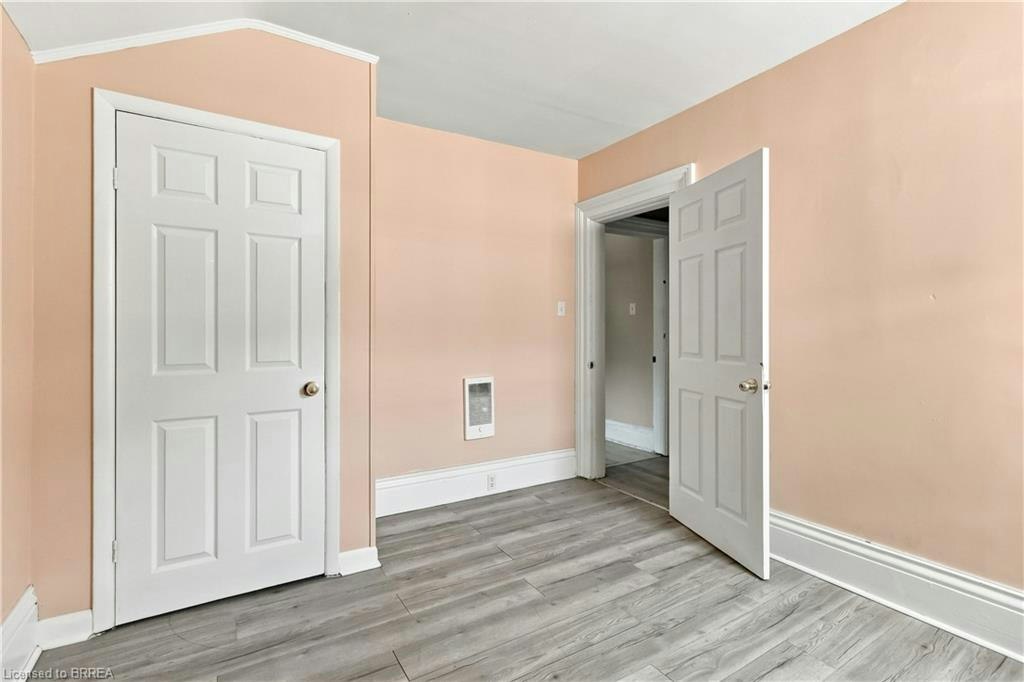 Upper-63 East Avenue, Brantford, ON, N3S 3L5 - 10