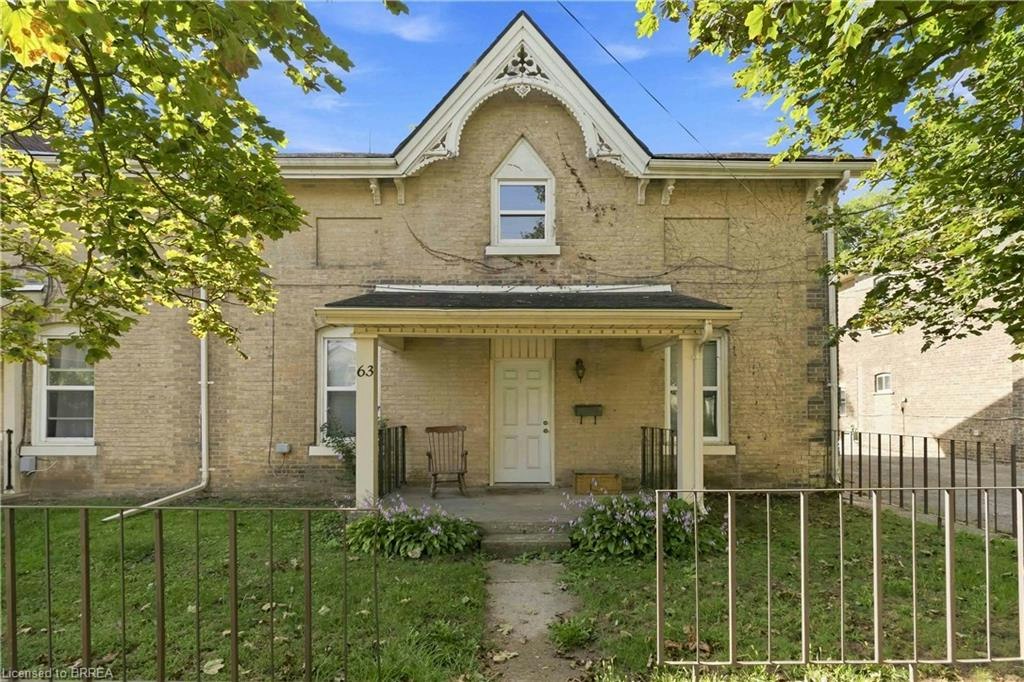 Upper-63 East Avenue, Brantford, ON, N3S 3L5