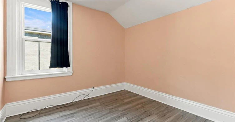 Upper-63 East Avenue, Brantford, ON, N3S 3L5 - 9