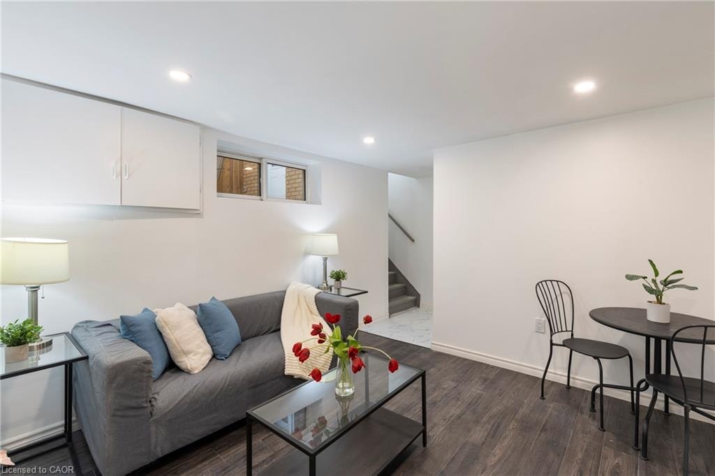 2-7 Purdy Crescent, Hamilton, ON, L9A 3B4 - 2