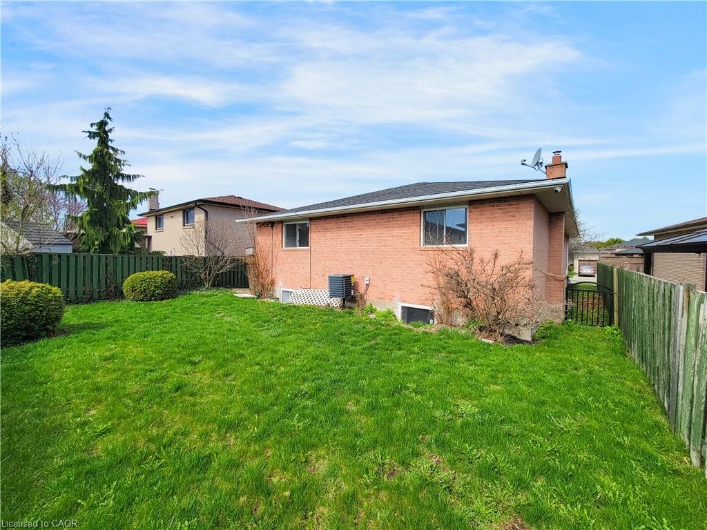 UNIT 2-216 Ravenbury Drive, Hamilton, ON, L8W 2J1 - 3