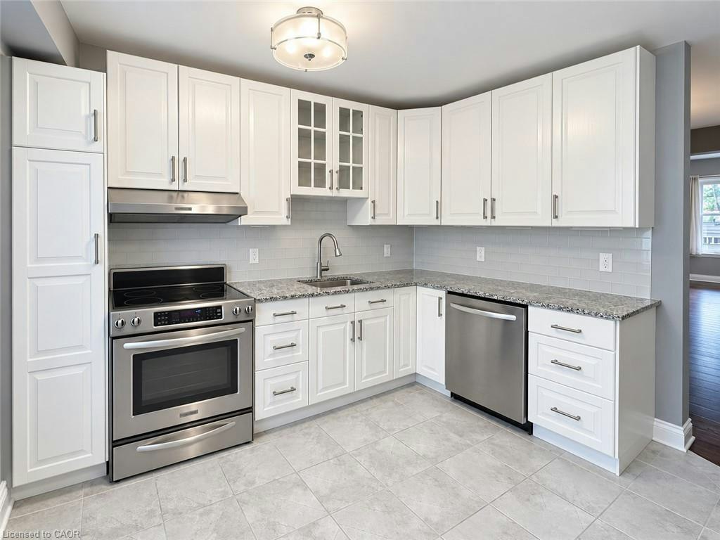 125-2440 Bromsgrove Road, Mississauga, ON, L5J 4J7 - 2