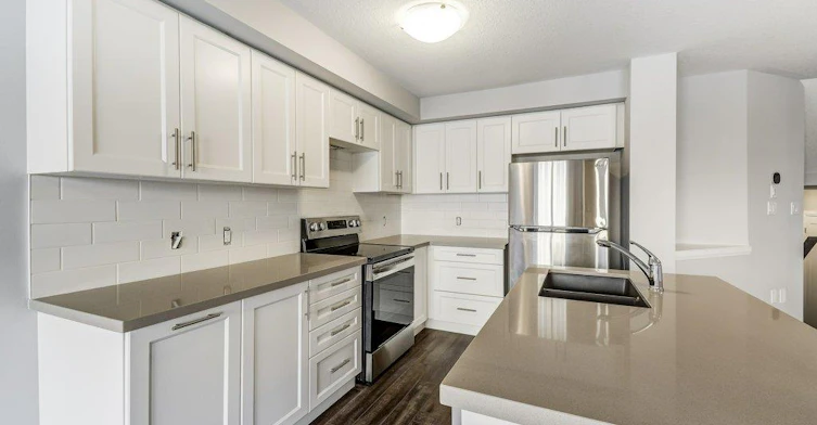 4 Glade Lane, Hamilton, ON, L0R 1P0 - 13