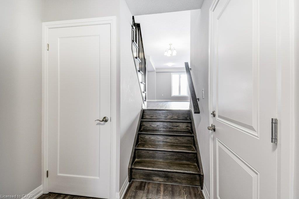 4 Glade Lane, Hamilton, ON, L0R 1P0 - 7