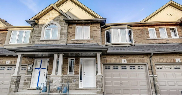 4 Glade Lane, Hamilton, ON, L0R 1P0