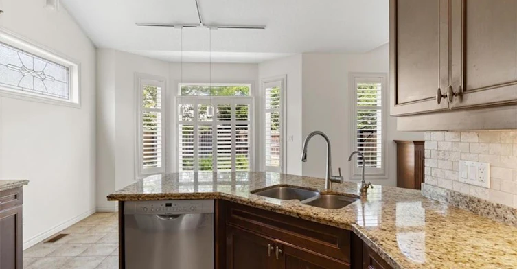 754 Klosters Drive, Waterloo, ON, N2V 2V5 - 7