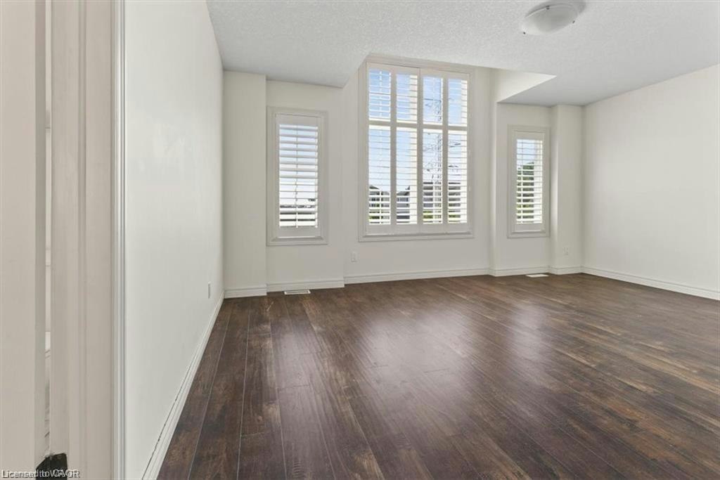 754 Klosters Drive, Waterloo, ON, N2V 2V5 - 11