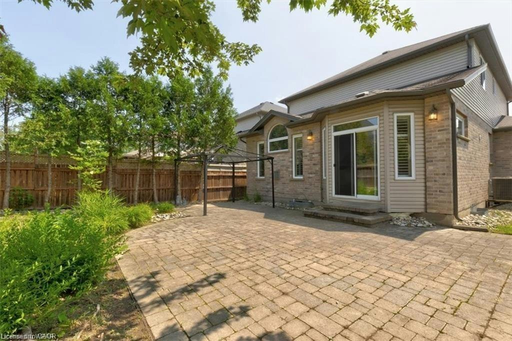 754 Klosters Drive, Waterloo, ON, N2V 2V5 - 21